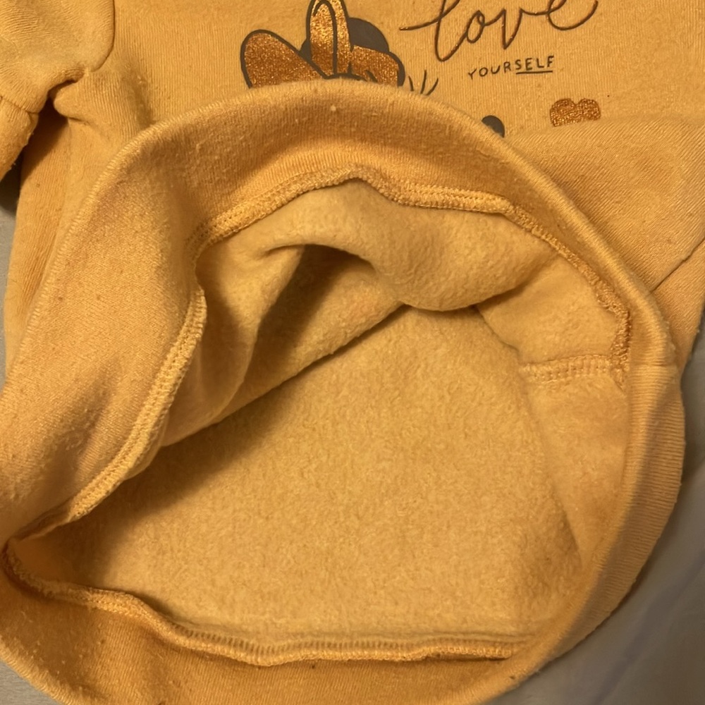 🌸 3/$15 Disney junior Minnie Mouse sweater - Picture 6 of 9